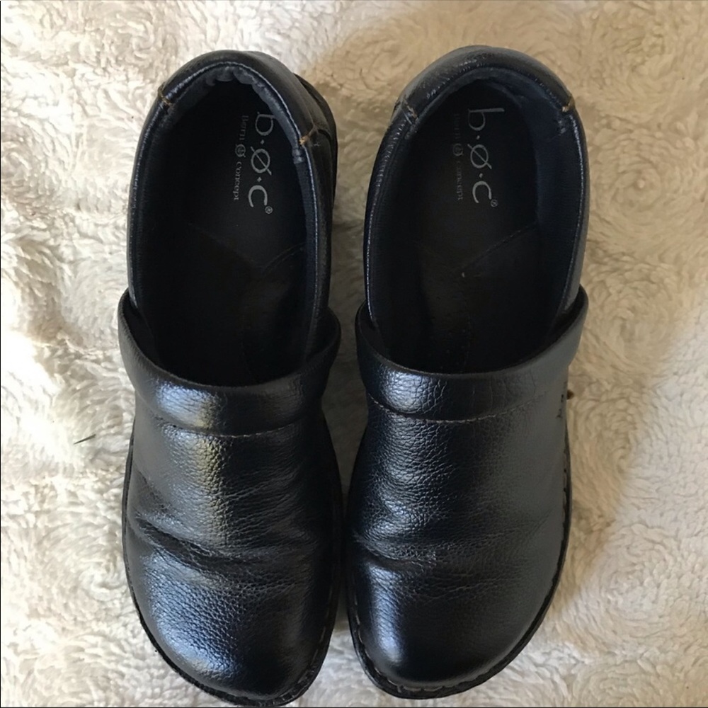 Born B.O.C. Peggy Black Slip on Leather Clogs
